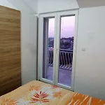 Slavica Apartment *