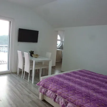 Slavica Apartment Sibenik