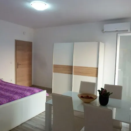 Apartment Slavica