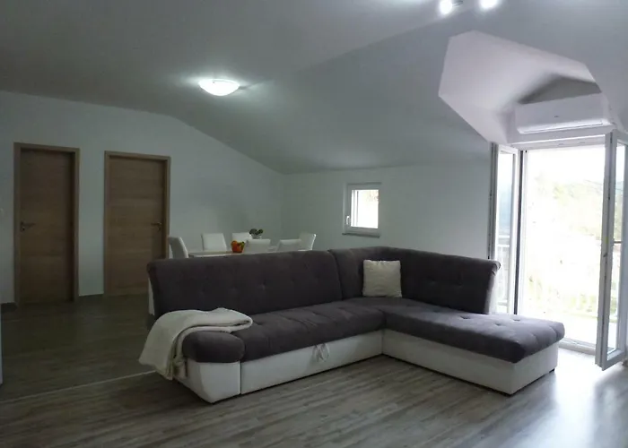 Slavica شقة شيبينيك