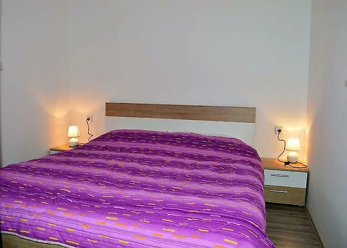 Slavica 公寓 希贝尼克